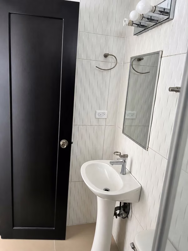 EXCELENTE APARTAMENTO DE  1 RECAMARA CON LINEA BLANCA