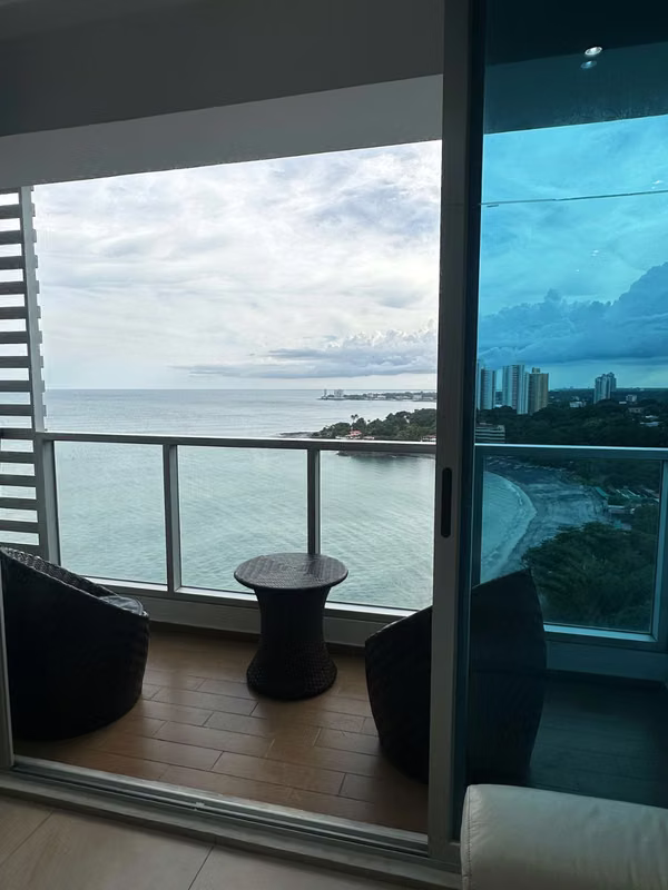 Apartamento frente al mar, Royal Palm, Gorgona