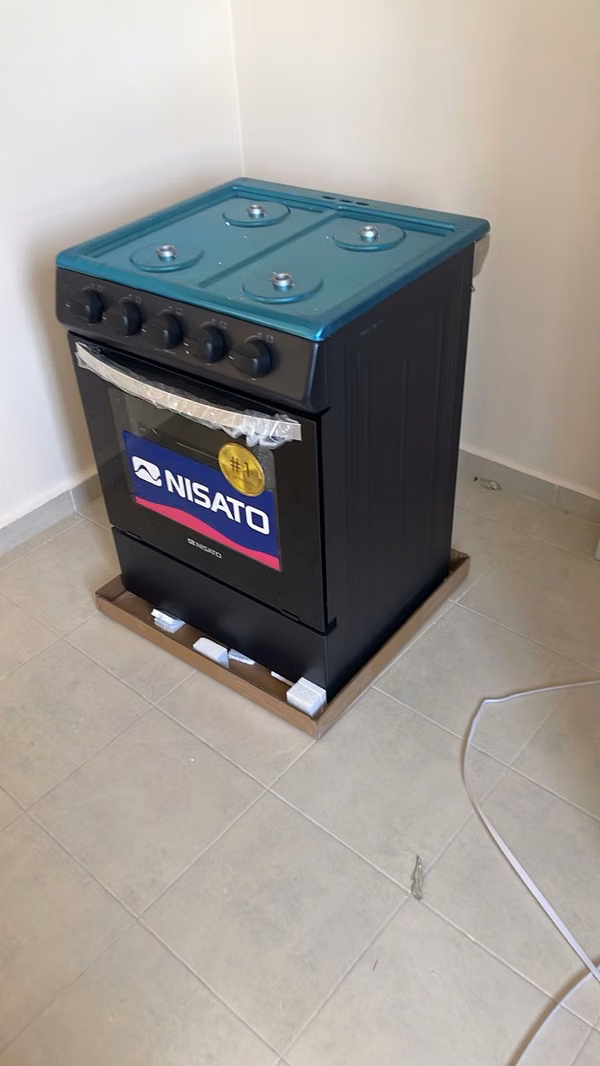 New stove 4 burners