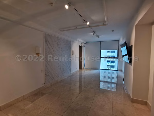 Lower Penthouse Luxury for Sale in Deluxe Residences - 282 m ² - 124; GC