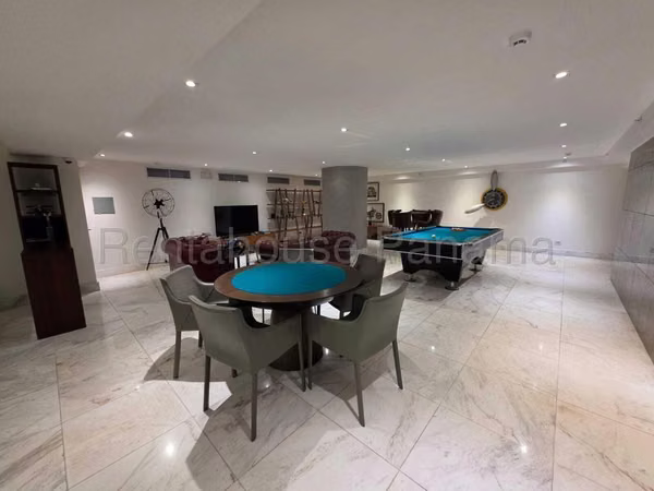 Lower Penthouse Luxury for Sale in Deluxe Residences - 282 m ² - 124; GC