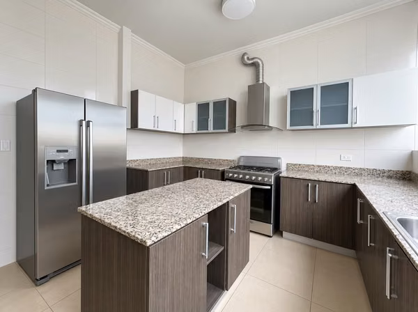 The apartment is sold in Costa del Este - 124; PH. Country Club, 250 m2