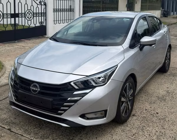 VERSA 2024 AUTOMATICO EN 15,495 al CREDITO o al contado..