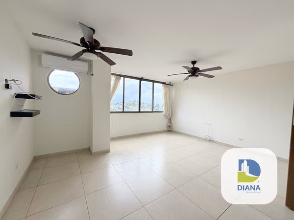 Apartment for rent in Altos de Santa Maria