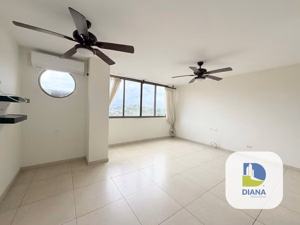 Apartment for rent in Altos de Santa Maria