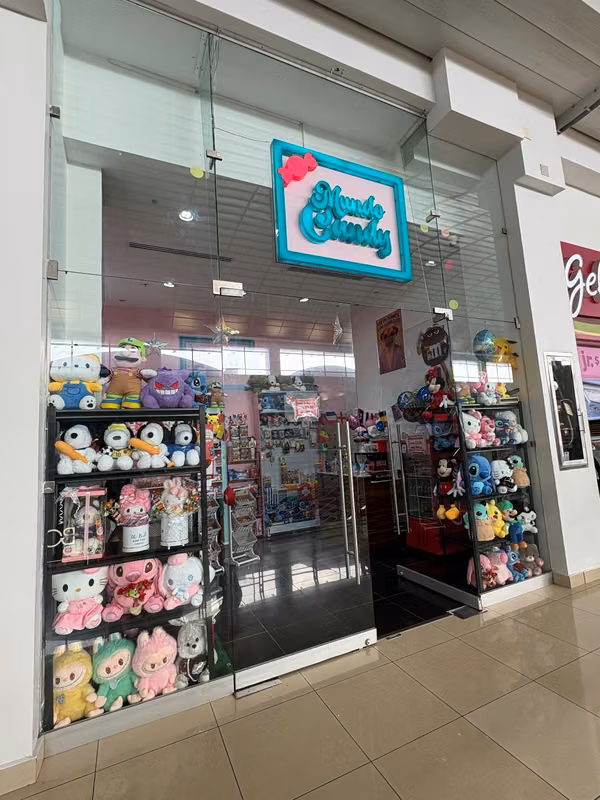 Sell candy, stuffed and gift business in Westland Mall - Excellent opportunity