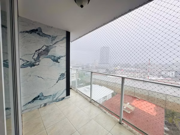 Rental Apartment in PH Royal Tower, Carrasquilla