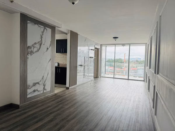 Rental Apartment in PH Royal Tower, Carrasquilla