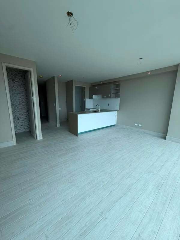 FOR SALE APARTMENT IN BEAUTIFUL VIEW, PG AZURRE 42