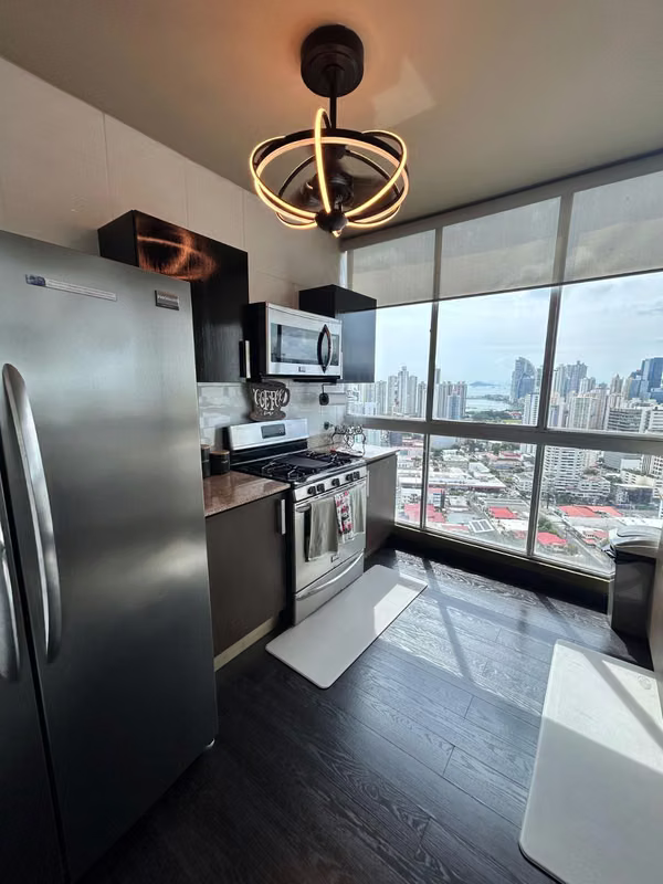 FOR SALE APARTMENT IN VIA BATRAS, PH PARK LOFT