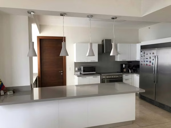 APARTMENT SALE IN SANTA MARIA, 3 REC, 215 M2