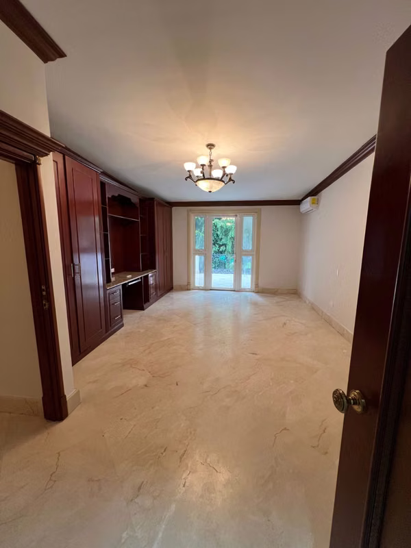 PREMIUM CORNER HOUSE FOR RENT, 3 BEDROOMS, 6 BATHROOMS, RESIDENTIAL, COMMERCIAL OR INSTITUTIONAL USE