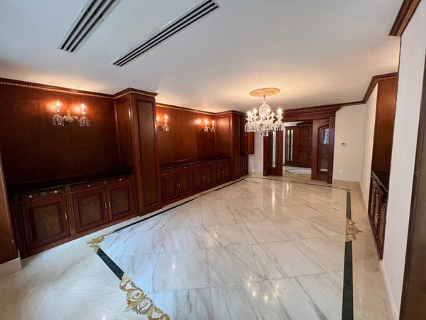 PREMIUM CORNER HOUSE FOR RENT, 3 BEDROOMS, 6 BATHROOMS, RESIDENTIAL, COMMERCIAL OR INSTITUTIONAL USE
