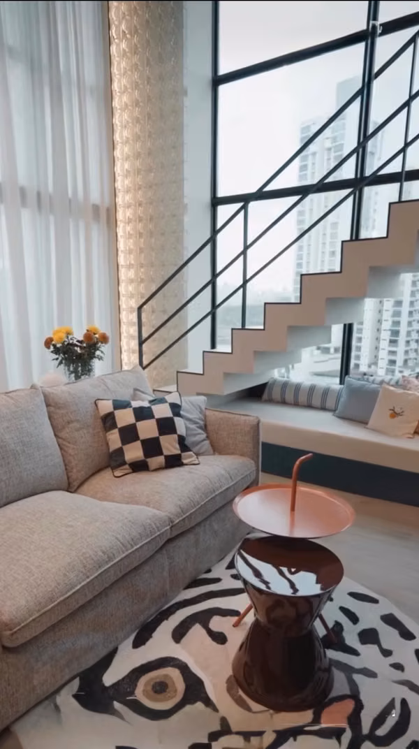Re - Sale of Amoblado Apartment with Airbnb Ready Terrace in Coco del Mar