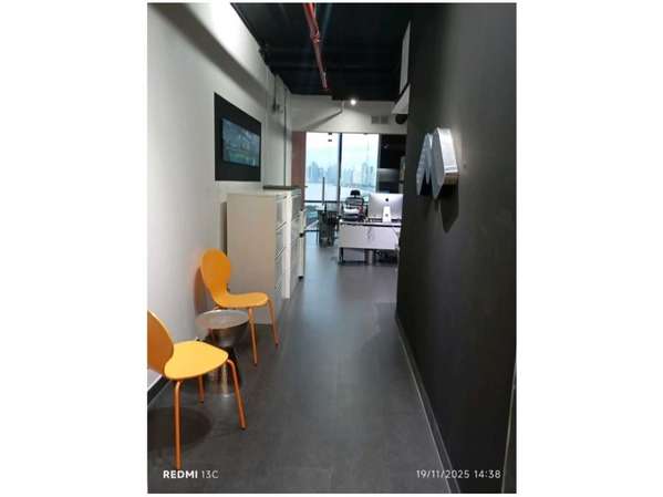 Office rental in Financial Park