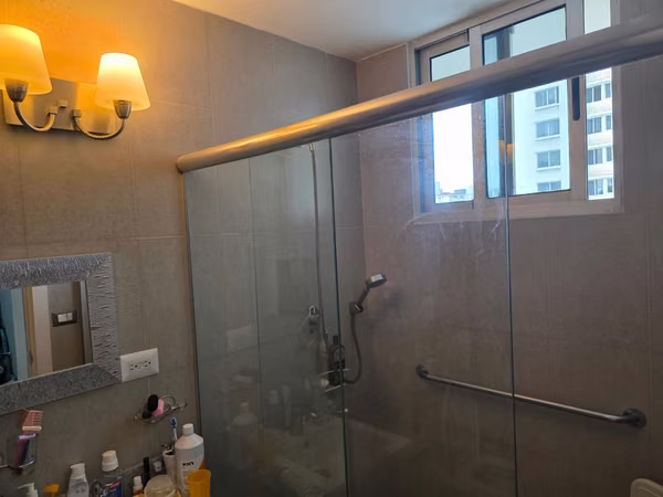SOLD APARTMENT IN EXCELLENT CONDITION $173,000.00