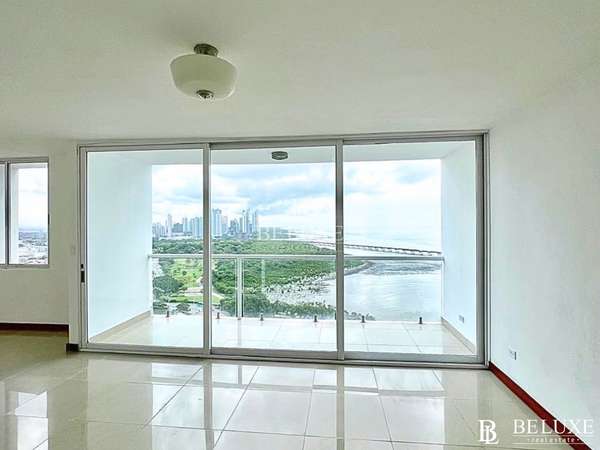 SALE OF APARTMENT PH BAHIA GOLF, SEA COCONUT (10)