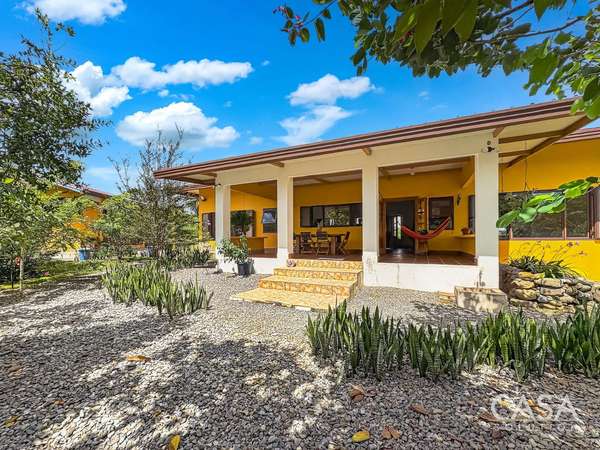 Casa de las Flores - Furnished House for Sale in Dolega with Gardens and 3.47 Acres - cs id: 346257