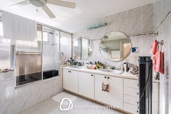 High Golf - Closed Barriada - 434mts2 - 550,000