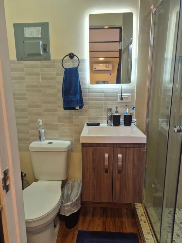 2 boutique cabins with pool, BBQ and tropical garden, close to beaches