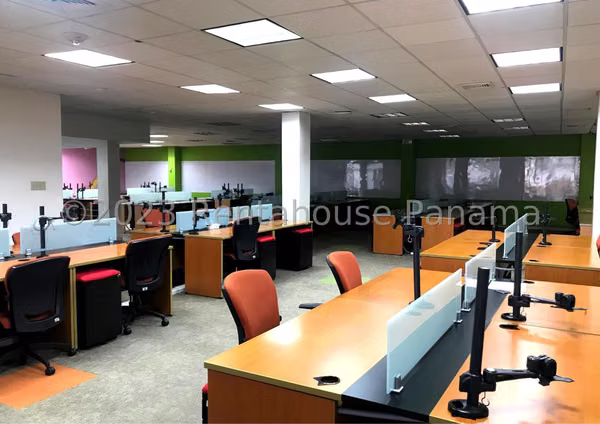 Office for Sale in Chanis. 27-2559.