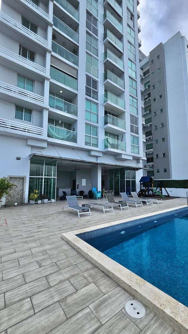 Nice apartment with air and water heater, close to Omar Park