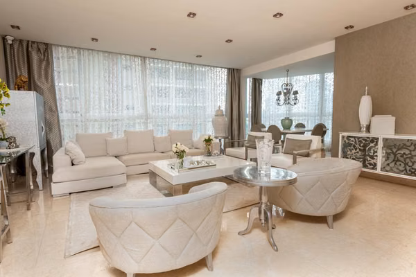 SALE OF APARTMENT IN PAITILLA STEPS FROM THE COASTAL TAPE
