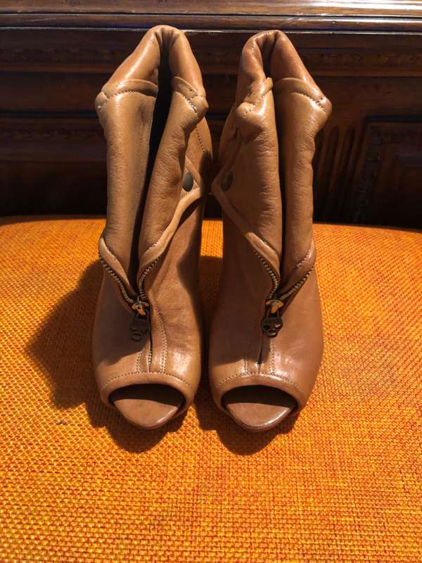 ALEXANDER MCQUEEN BRAND LOOPS