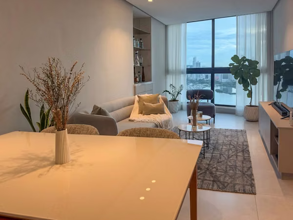 RENTAL APARTMENT FURNISHED PH AQUAPOINT SEA VIEW