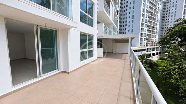 Venta Apartamento Clayton Park II Amplia Terraza Rodeada de Naturaleza