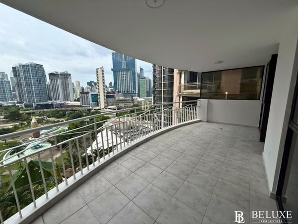 SALE OF REMODELED APARTMENT IN PH PEARL OF PEACEFUL PAITILLA (13)