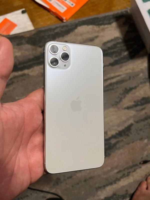 iPhone 11 Pro Max 256 GB Unlocked