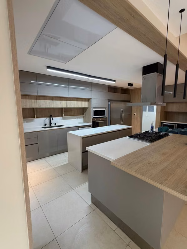 Beautiful House Ready to occupy!