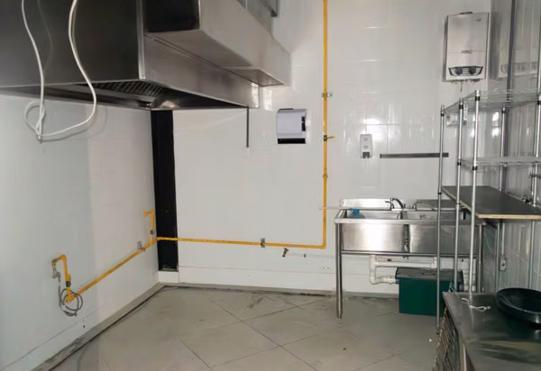 LOCAL PROPERTY IS RENTED - 124; SAN FRANCISCO