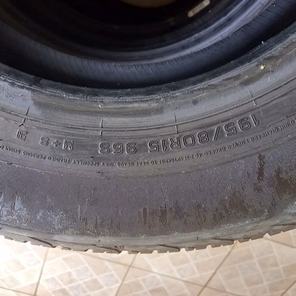 PNEUMATIC DUNLOP AT2