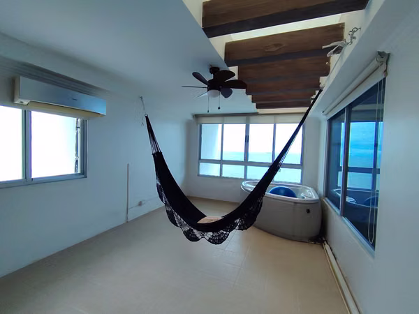 Spectacular Penthouse Duplex of 305 m ² with Sea View - 124; PH Cape March