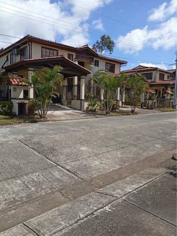 SE ALQUILA CASA UNIFAMILIAR LAS CUMBRES MIRADOR DEL LAGO 3 RECAMARAS