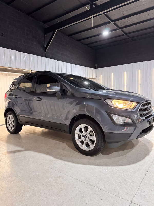 Ford EcoSport Trend ; 31,948 km - 124; Unique Owner - 124; Agency