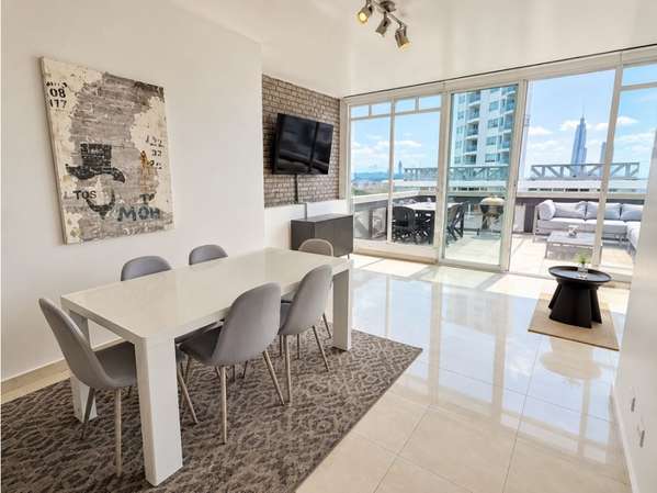 VENTA DE APARTAMENTO AMOBLADO EN EDISON PARK