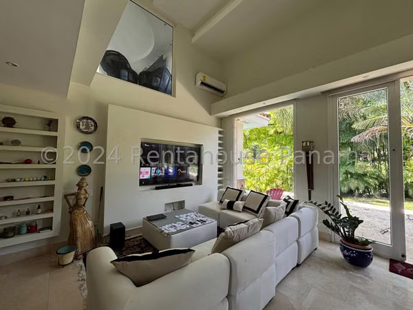 Alquiler de Casa en Cocoli MPM25-2186