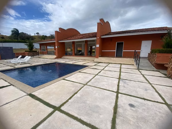 You sell house in El Celaje, Chame