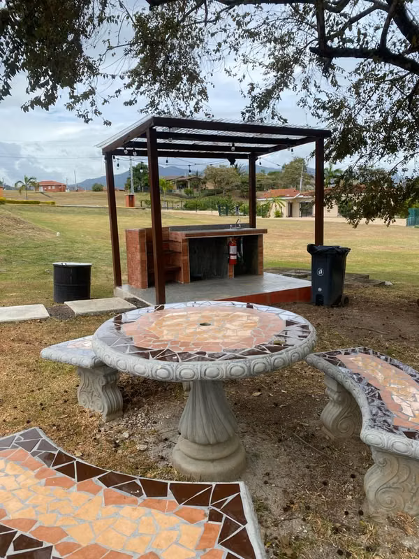 You sell house in El Celaje, Chame