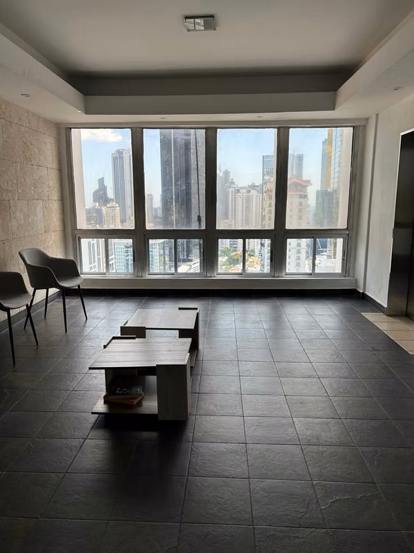 SE ALQUILA | PLANTA COMPLETA DE OFICINAS – PH TORRE BANCO DELTA - VG