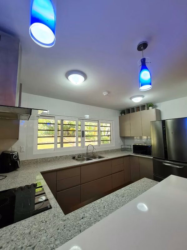 APARTAMENTO AMOBLADO EN CLAYTON 140mst2