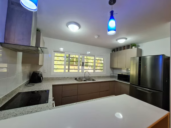 APARTAMENTO AMOBLADO EN CLAYTON 140mst2