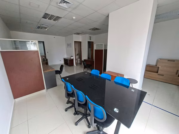 Venta- Piso Corporativo Completo en Corazon de Obarrio - 1,572 m² + 20 Estacionamientos