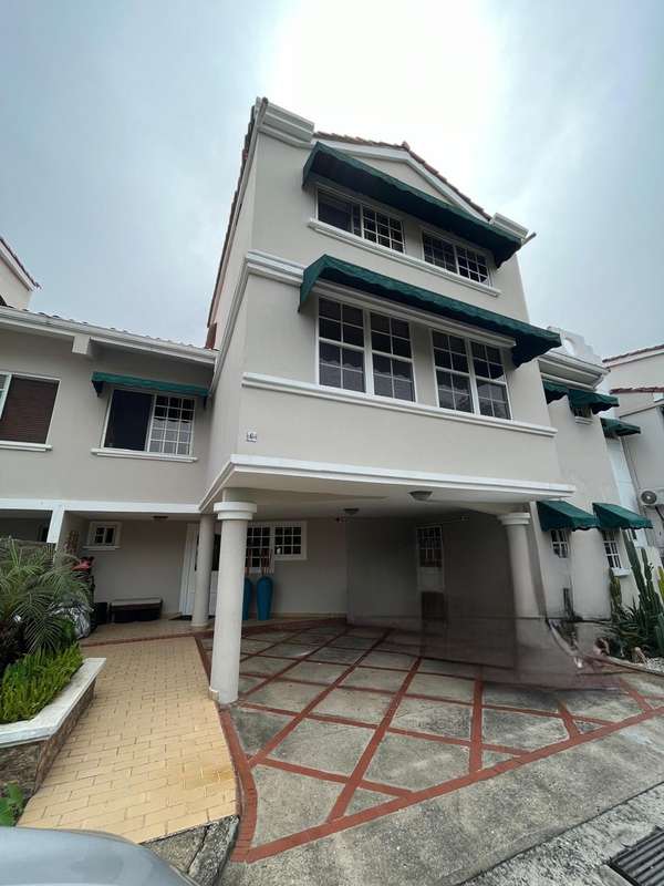 HOUSE for Sale in EXCLUSIVE DUPLEX RESIDENCE GOLF HIGH