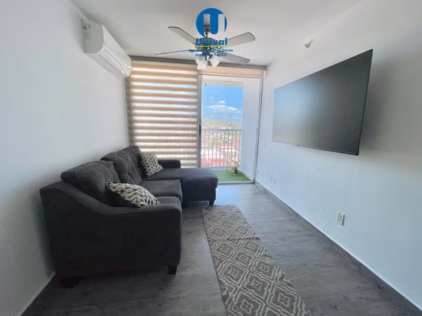 Apartamento en Alquiler Amoblado en Parque Lefevre - PH Alegría