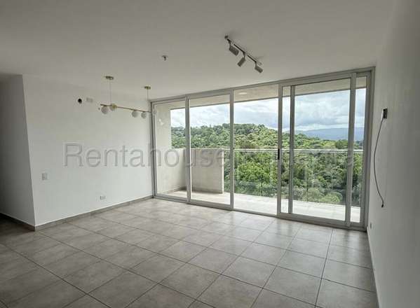 Apartment for Sale in PH Hacienda Golf, Golf Brisas SYH