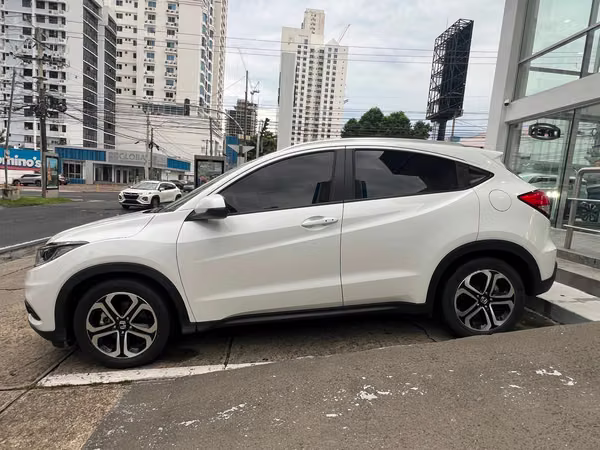 SE VENDE HONDA HR-V 2021 – AUTOMATICA POCOS KMS